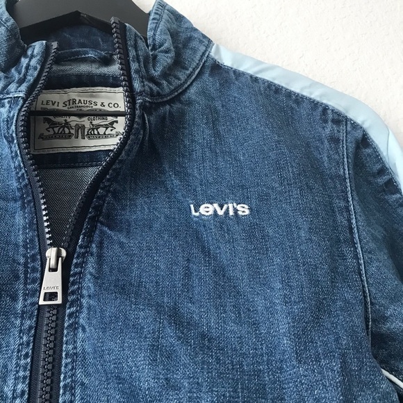 New! Levi’s Coaches Tracker Cropped Bomber Denim Jean Biker Moto Jean Jacket - Picture 9 of 16